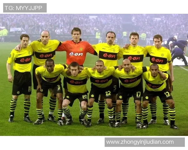 多特蒙德球迷骚乱事件引发欧冠禁赛三场及罚款50万欧元处罚 多特蒙德球迷骚乱事件引发欧冠禁赛三场及罚款50万欧元处罚